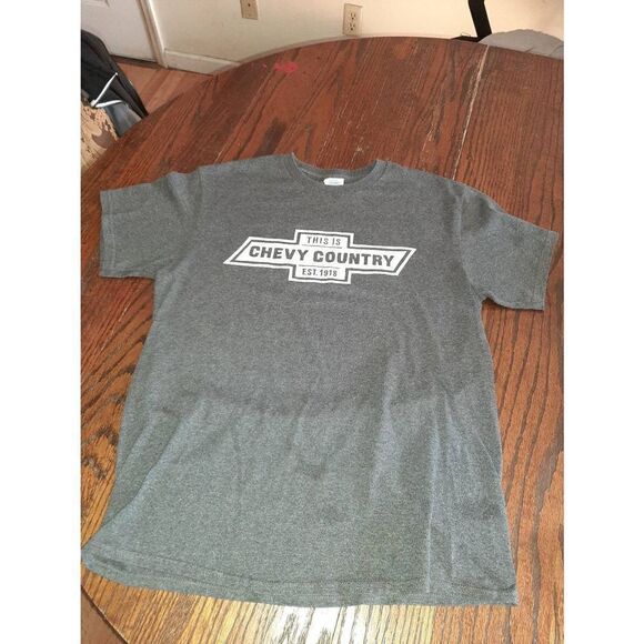 Medium Delta Pro Weight Grey Chevy Country Short Sleeve Crew Neck Tee T-Shirt - Picture 1 of 4